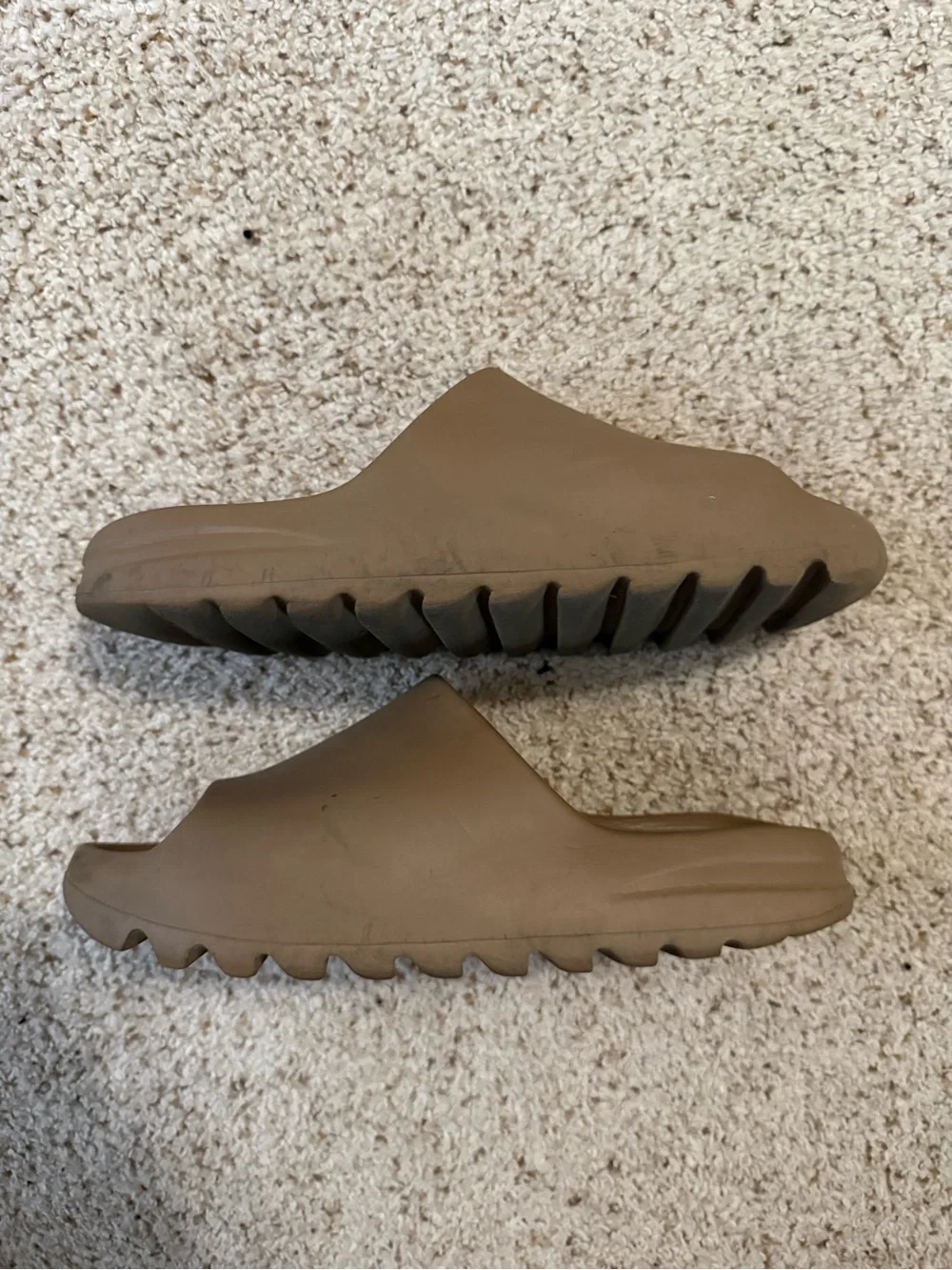 Yeezy Slide Sandals in Earth Brown